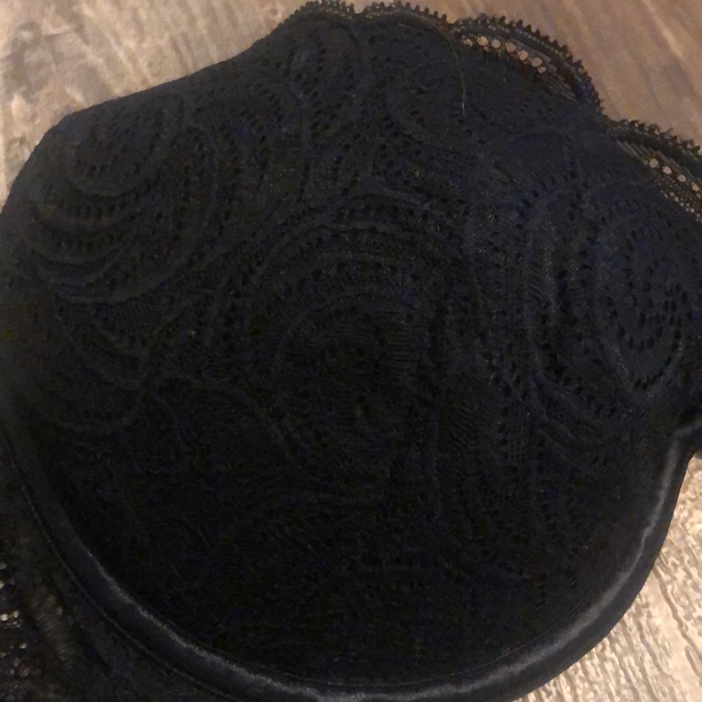 Victoria Secrets 36 D very sexy push up
